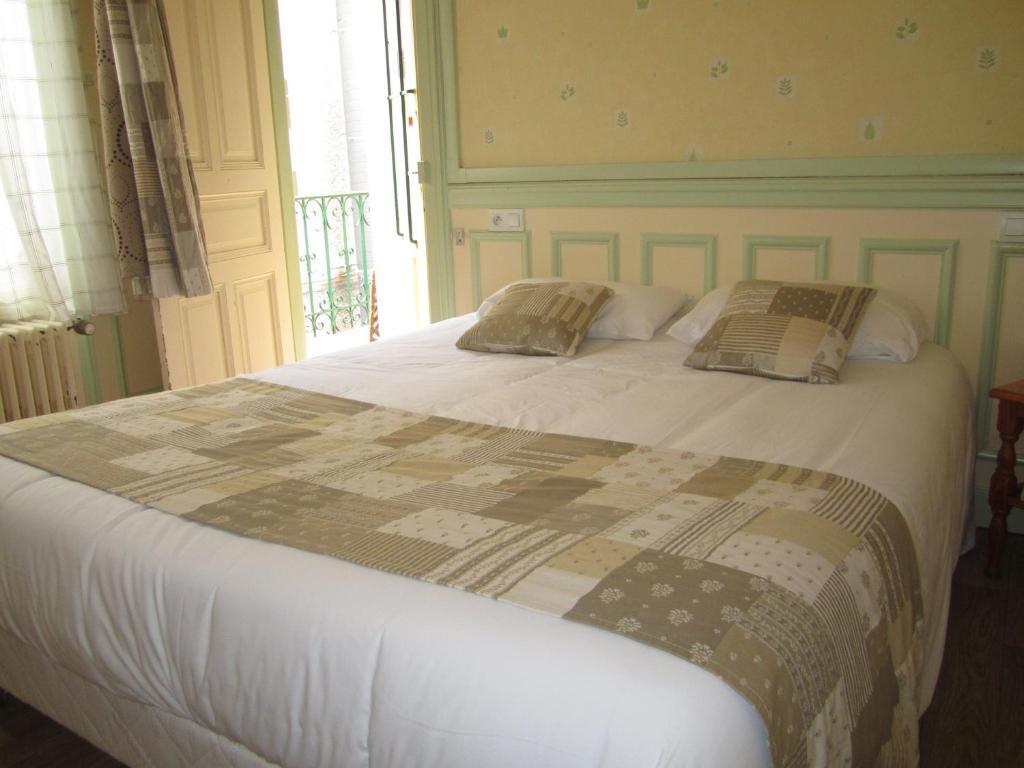 تروي Hotel Arlequin الغرفة الصورة